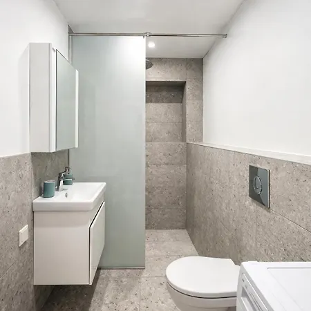Kalkan Downtown 2br With Large Terrace Апартаменти Варна